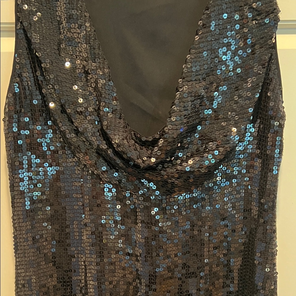 Alice + Olivia Black Sequin Mini Dress size 2, 🆕